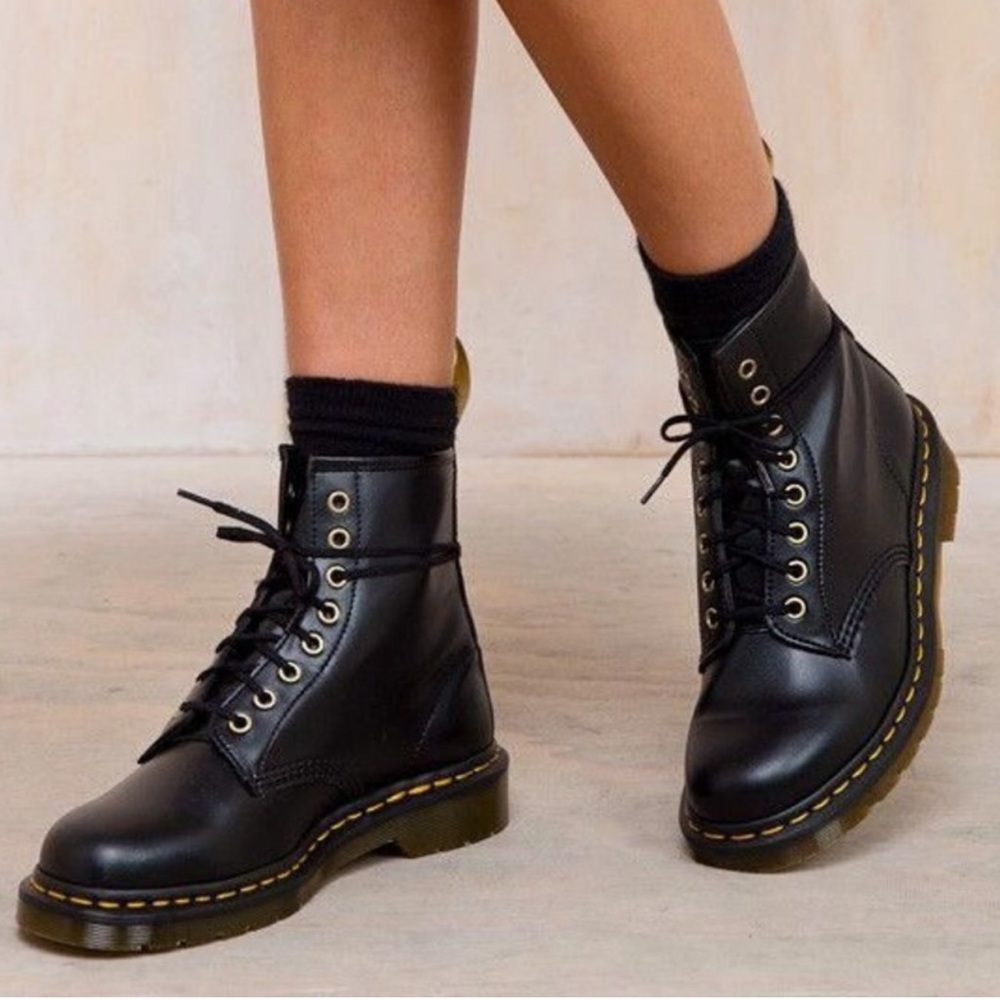 Dr. Martens Original 1460 8 Eye Boots